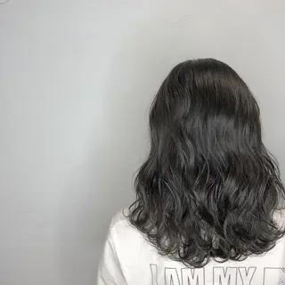 セミロング 髪質改善、縮毛矯正 酸性縮毛矯正のヘアスタイル