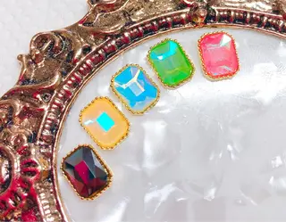 CROWN プライベートサロンのネイルデザイン