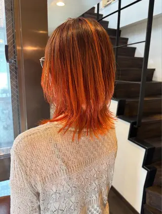 ミディアム カラー moanin モーニンのヘアスタイル