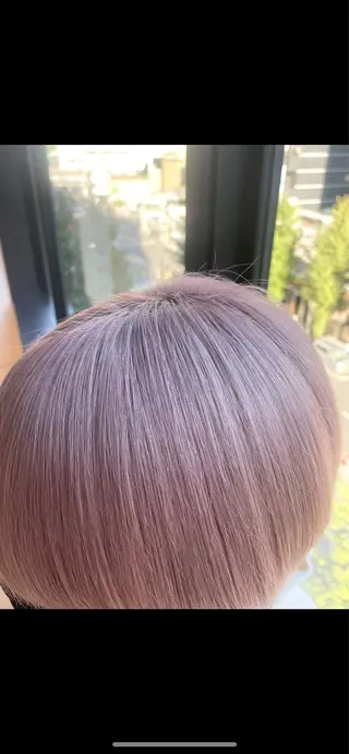 ショート カラー ブリーチ👩🦳/ ✂︎MANAMIのヘアスタイル