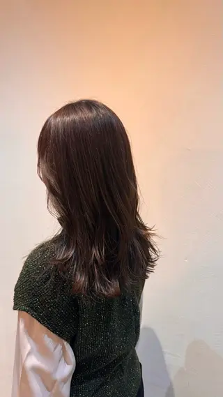 セミロング 透明感カラー/ MIOのヘアスタイル