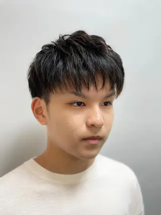 ショート 水島 脩のヘアスタイル