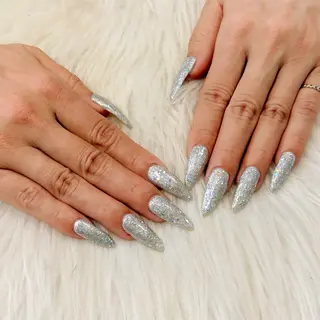 ネイル Lily Eye&Nailのネイルデザイン