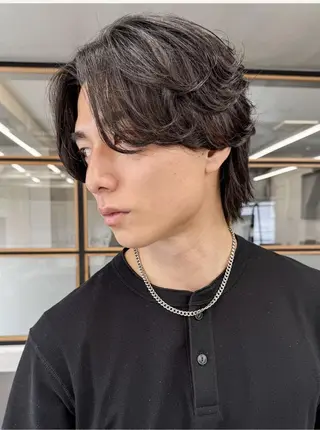 メンズ 川﨑 蓮二　透明感カラーのヘアスタイル