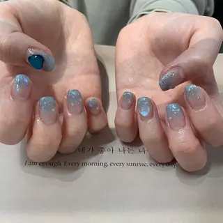 ネイル マキノ ユイのネイルデザイン