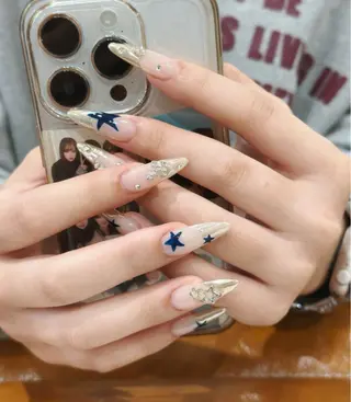 ネイル REI レイのネイルデザイン