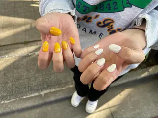 ネイル はばすみれ🎀ﾈｲﾙ 光ﾌｪｲｼｬﾙ ﾍｱのネイルデザイン