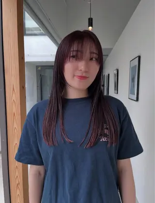 ロング カラー 湯川 未咲希のヘアスタイル