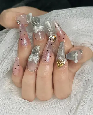 ロング カラー 波 なみのネイルデザイン