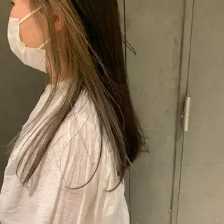 ロング カラー SAKINO. ベージュカラーのヘアスタイル