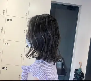 ミディアム カラー ブリーチ👩🦳/ ✂︎MANAMIのヘアスタイル