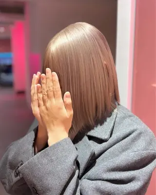 ミディアム カラー 田中麻鈴/ハイトーン /ミルクティーのヘアスタイル