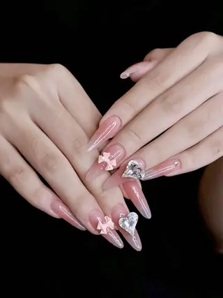 ミディアム ティキ Pono Nailsのネイルデザイン