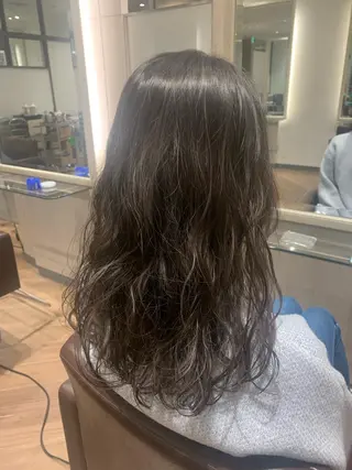 セミロング パーマ ショートカット🧸 ごとうさなのヘアスタイル