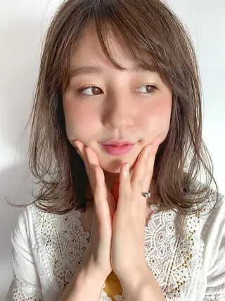 ミディアム フリーランス 美容師 cayocoのヘアスタイル