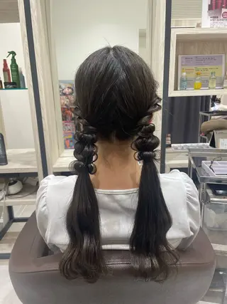 ロング 下村 和香奈のヘアスタイル
