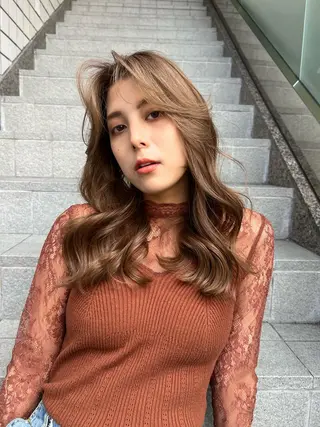 セミロング カラー 吉ヶ別符 亮祐のヘアスタイル