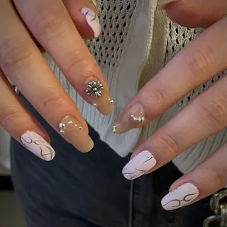 ネイル 鈴木 結奈のネイルデザイン