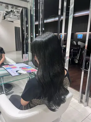 ロング カラー ★4/14ご案内 可能です★柳生陽香のヘアスタイル