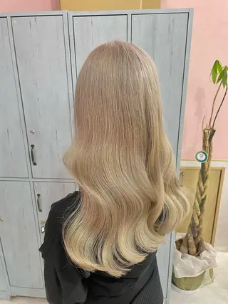 ロング ツヤ髪矯正 Kanaのヘアスタイル