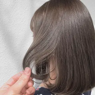 セミロング カラー ブリーチ koheiのヘアスタイル