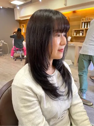 ロング 玉川 加菜のヘアスタイル