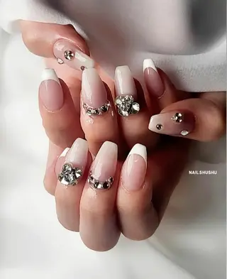 ネイル 3dパーツ/流行り 👧shushu❤️のネイルデザイン