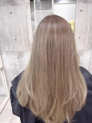 セミロング カラー newi ナカノのヘアスタイル