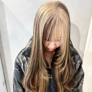 カラー デザインカラー/パー マ🦖外岡咲希🦖のヘアスタイル