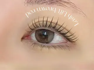 マツエク・マツパ Unefleur LARME airaの眉毛・アイブロウイメージ