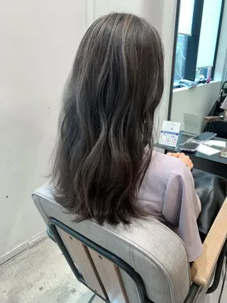 ロング カラー ヘアアレンジ yuka .のヘアスタイル