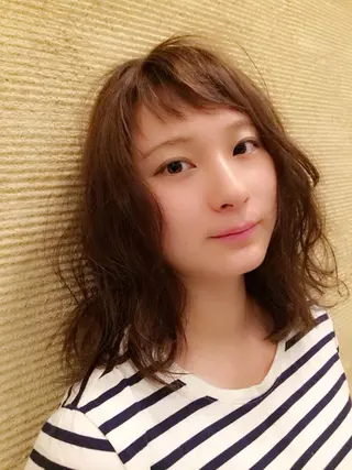 ミディアム 伊藤 光成のヘアスタイル
