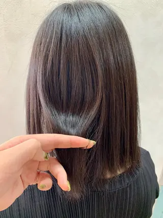 ミディアム 加藤 遥花のヘアスタイル