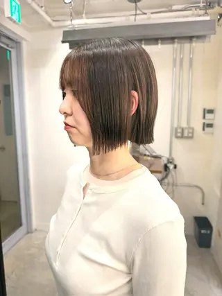 ミディアム 須藤　優真 切りっぱなしボブのヘアスタイル