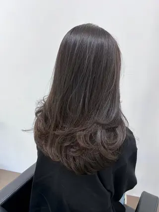 セミロング 川元 春奈のヘアスタイル