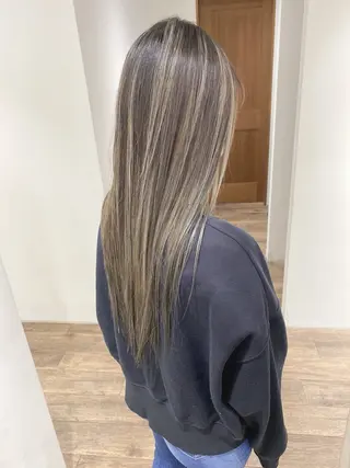 ロング カラー ハイライト⭐️上野 高広のヘアスタイル