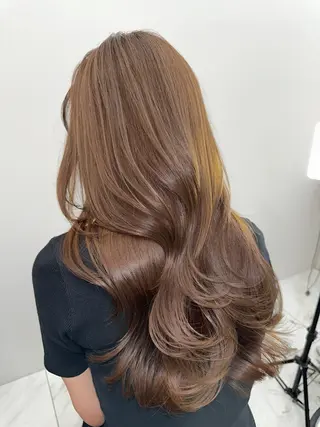 カラー 韓国風レイヤーカラー ライムのヘアスタイル