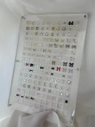 ネイル serina nailのネイルデザイン