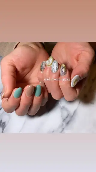 ネイル ﾈｲﾙﾙｰﾑﾘｯｶ 𝐦𝐚𝐲𝐮のネイルデザイン