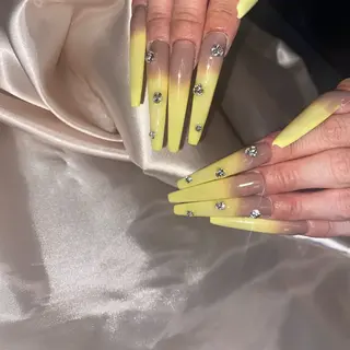 ネイル la vie Luire アスカのネイルデザイン