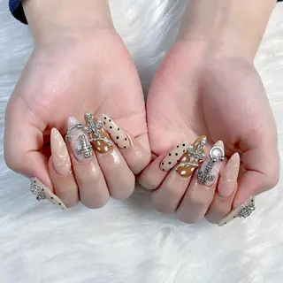 ネイル YUKI NAIL 大国町店のネイルデザイン