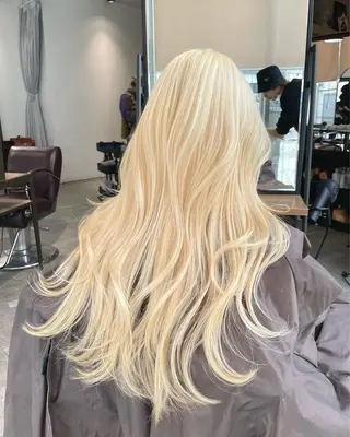 ロング ))カラー特化(( 渡邉 怜のヘアスタイル
