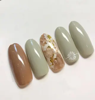 ネイル Bella 齋藤理奈のネイルデザイン
