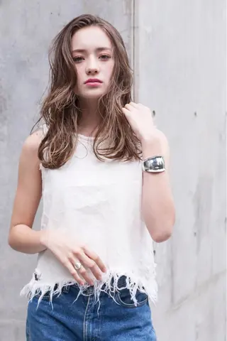 ロング カラー ヘアアレンジ ミニボブ/ブリーチ 🌈MISATOのヘアスタイル