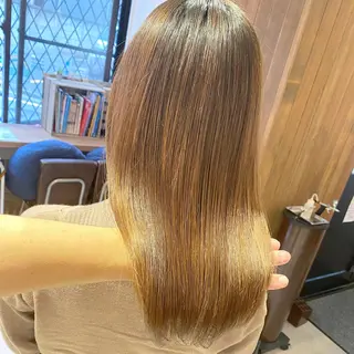セミロング 髪質改善特化 安東駿介のヘアスタイル
