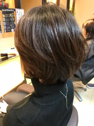 ショート ❣️大人色気レイヤー 美髪縮毛 金山❣️のヘアスタイル
