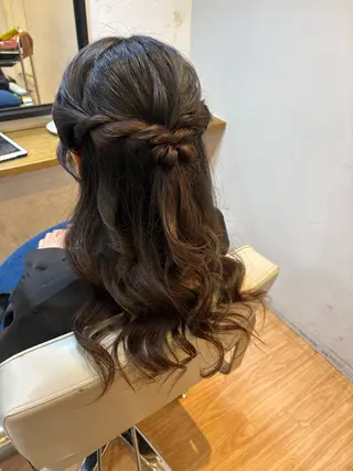 ヘアアレンジ 韓国ヘアー🇰🇷 MIWAのヘアスタイル