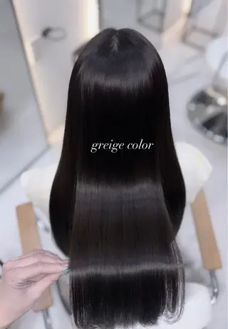 ロング カラー 艶髪・透明感カラー・ 韓国ヘア・Yuriのヘアスタイル