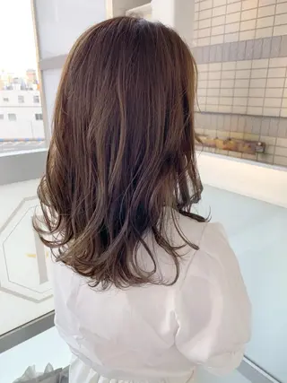 セミロング カラー 古田 昂也のヘアスタイル