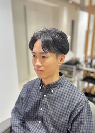 ショート 白土 さくらのヘアスタイル